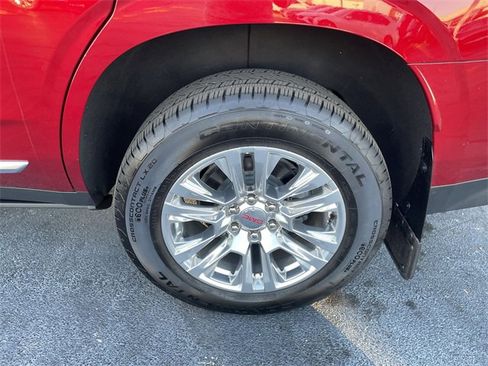 Used 2024 GMC Yukon Denali w/ Max Trailering Package image 9