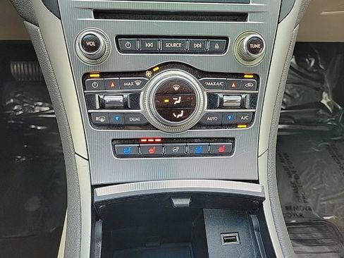Used 2020 Lincoln MKZ Reserve w/ Elements Package FWD image 15