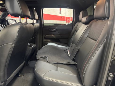 Certified 2019 Toyota Tacoma TRD Pro image 17