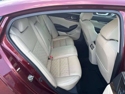 Used 2016 Nissan Maxima Platinum FWD image 22
