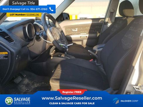 Used 2012 Kia Soul + FWD image 9
