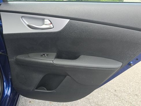 Used 2024 Kia Forte LXS w/ LXS Technology Package FWD image 20