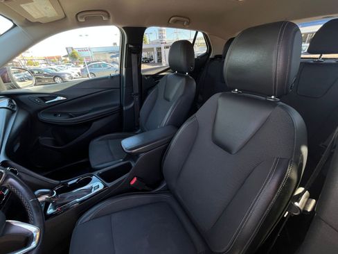 Used 2021 Buick Encore GX Preferred image 36