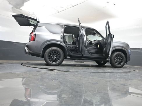New 2026 Nissan Armada SV image 37