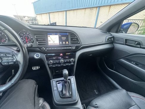 Used 2019 Hyundai Elantra Sport w/ Premium Package 03 FWD image 37