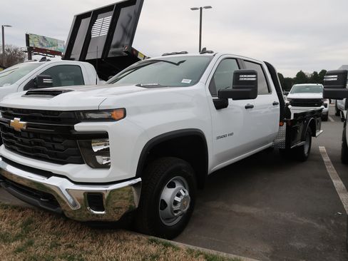 New 2026 Chevrolet Silverado 3500 W/T w/ WT Convenience Package image 5