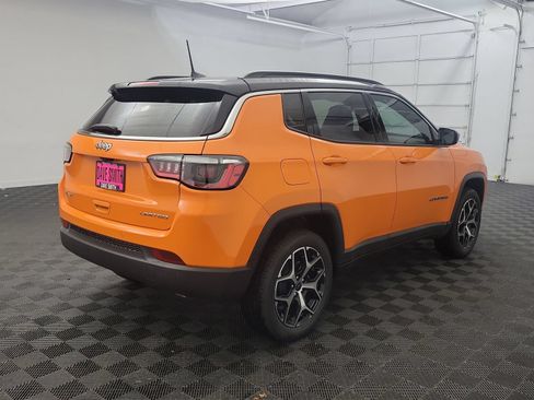 New 2026 Jeep Compass Limited AWD/4WD image 7