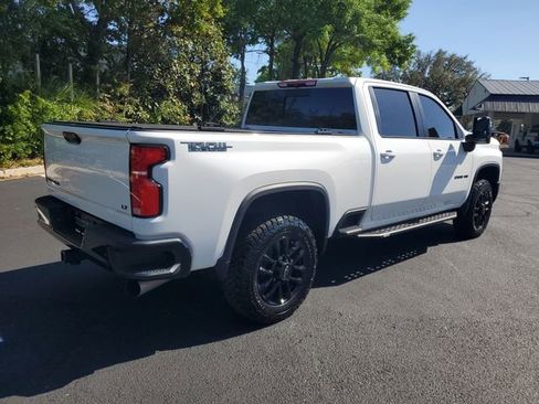 Used 2025 Chevrolet Silverado 2500 LT w/ Trail Boss Package AWD/4WD image 4