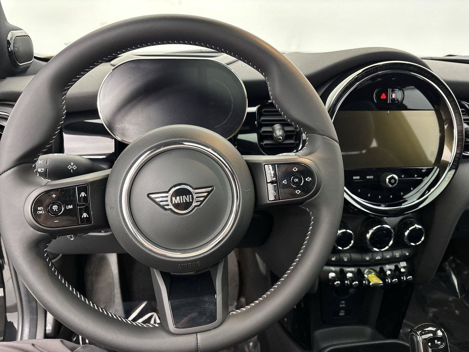 Used 2023 MINI Cooper SE FWD image 22