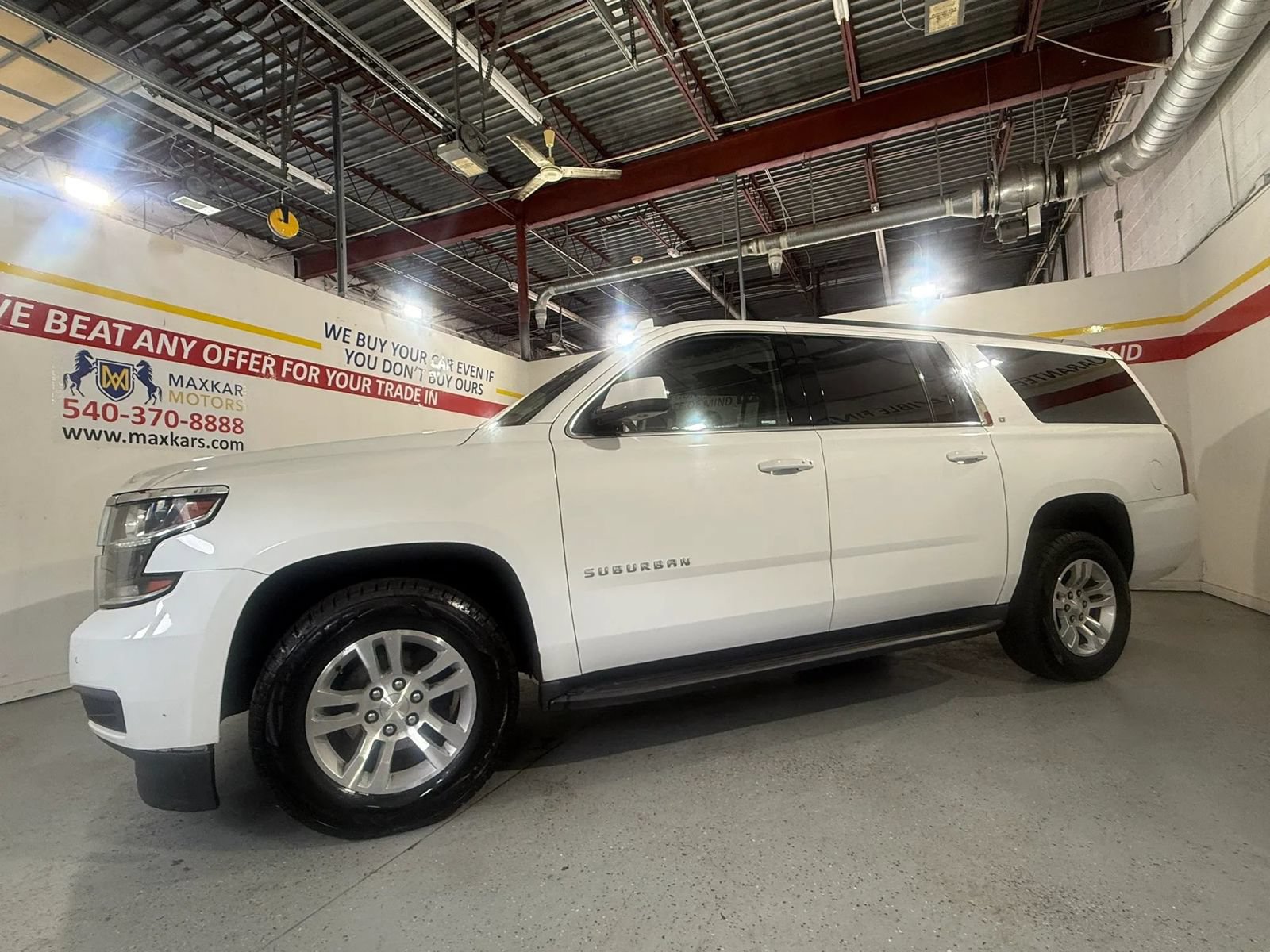 Used 2019 Chevrolet Suburban LT AWD/4WD image 11