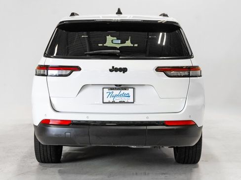 Certified 2023 Jeep Grand Cherokee L Laredo AWD/4WD image 28