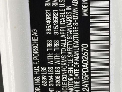 Used 2023 Porsche Cayenne Base image 38