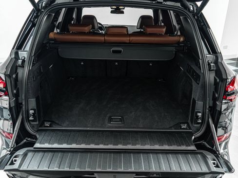Used 2024 BMW X5 M60i image 19
