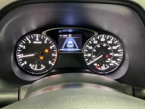 Used 2018 Nissan Pathfinder Platinum image 20