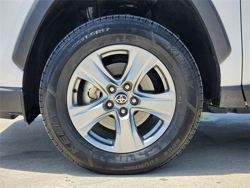 Used 2023 Toyota RAV4 XLE image 11