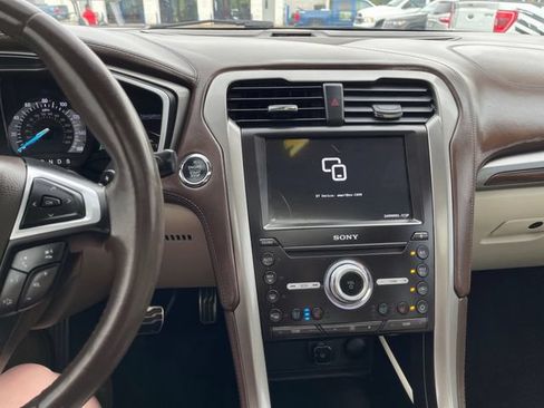 Used 2017 Ford Fusion Platinum AWD/4WD image 17