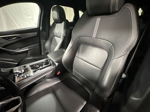 Used 2025 Jaguar F-PACE R-Dynamic S image 19
