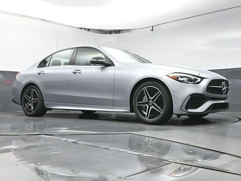 Used 2025 Mercedes-Benz C 300 Sedan image 41