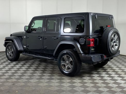 Used 2021 Jeep Wrangler Unlimited Sport image 3