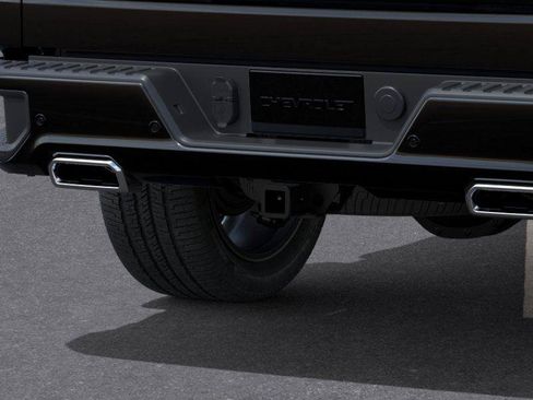 New 2026 Chevrolet Silverado 1500 High Country AWD/4WD image 14