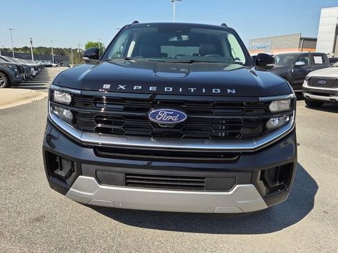 New 2026 Ford Expedition Max Platinum image 37