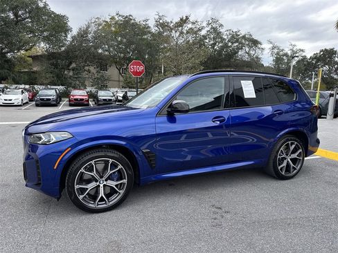 Used 2026 BMW X5 M60i image 11