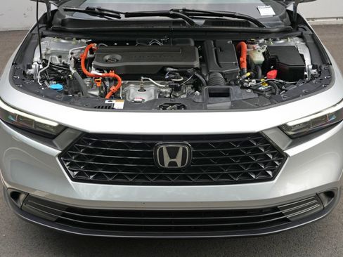 Used 2023 Honda Accord Sport image 7