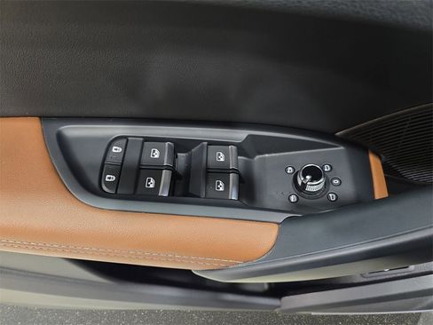 Used 2023 Audi Q5 e Prestige image 31