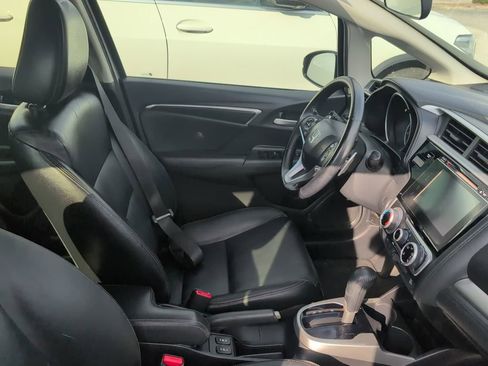 Used 2017 Honda Fit EX-L image 2