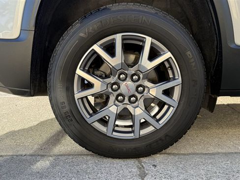 Used 2020 GMC Acadia SLT AWD/4WD image 5