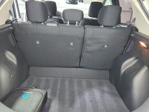 Used 2022 Nissan Leaf SV w/ SV Technology Package image 13