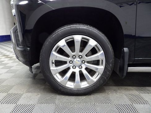 Used 2021 Chevrolet Silverado 1500 High Country w/ Technology Package image 7