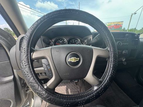Used 2013 Chevrolet Silverado 2500 LT AWD/4WD image 14