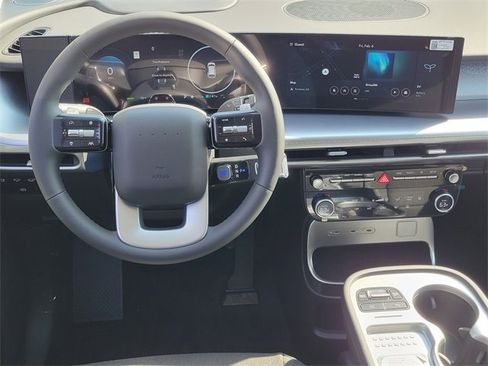 New 2026 Hyundai Ioniq 9 SE image 4