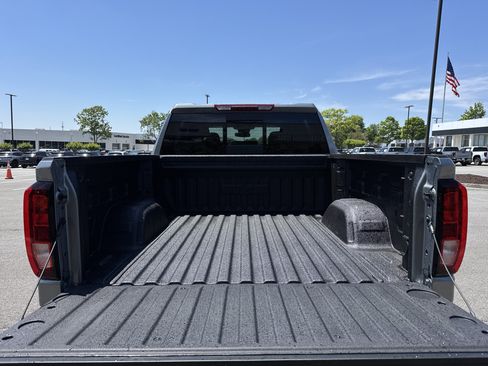 New 2026 GMC Sierra 1500 Elevation w/ Elevation Premium Package AWD/4WD image 34