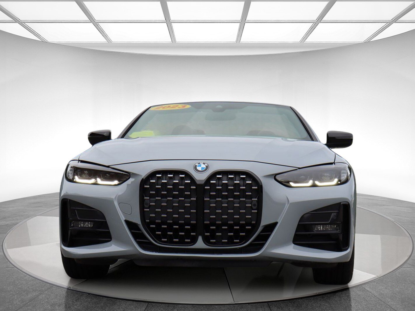 Used 2023 BMW 430i xDrive Convertible w/ M Sport Package AWD/4WD image 2