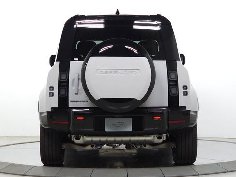 Used 2026 Land Rover Defender 110 X AWD/4WD image 4