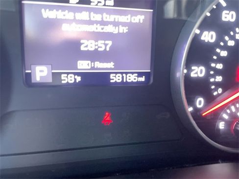 Used 2022 Kia Seltos EX image 12