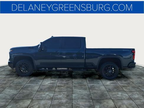 Used 2025 Chevrolet Silverado 2500 LT w/ Trail Boss Package AWD/4WD image 6