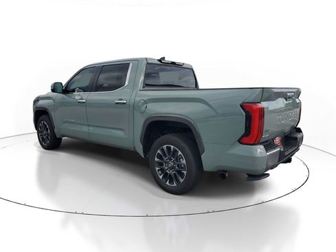 Used 2025 Toyota Tundra Limited AWD/4WD image 3