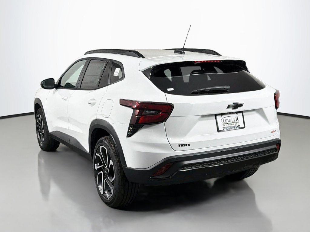 New 2026 Chevrolet Trax RS w/ Driver Confidence Package FWD image 5