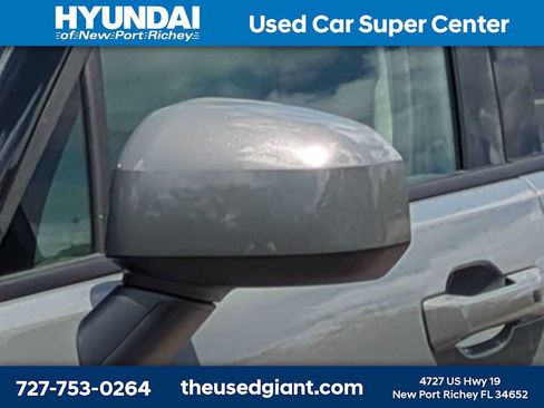 Used 2024 Hyundai Santa Fe SE FWD image 11