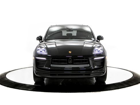 New 2026 Porsche Macan AWD/4WD image 10
