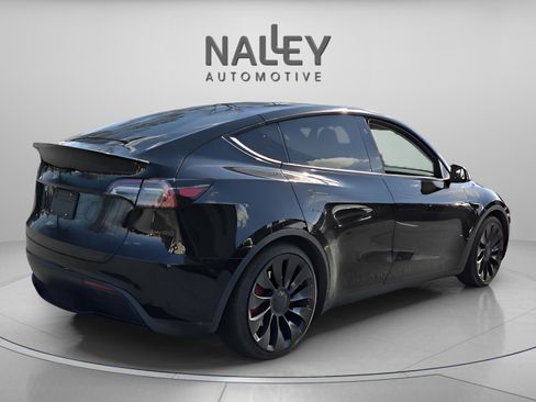 Used 2023 Tesla Model Y Performance image 6
