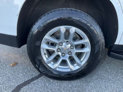 Used 2025 Chevrolet Tahoe LT image 26