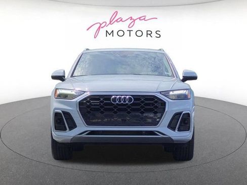 Certified 2023 Audi Q5 2.0T Premium w/ Convenience Package AWD/4WD image 2