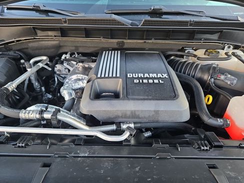Used 2024 GMC Yukon SLT w/ SLT Premium Package RWD image 23