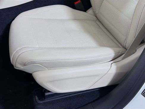 New 2026 Mercedes-Benz GLS 450 4MATIC image 23