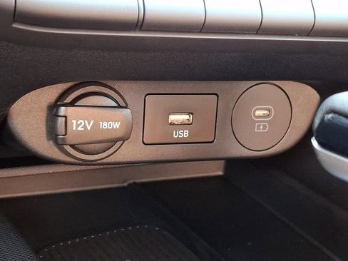 Certified 2025 Hyundai Elantra Sport FWD image 23