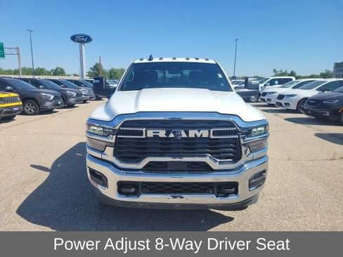 New 2026 RAM 3500 Big Horn AWD/4WD image 23